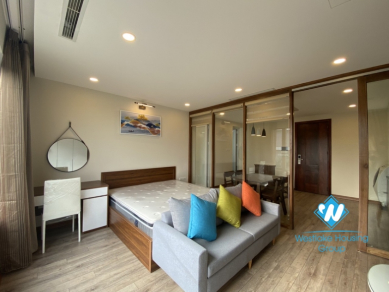 Two bedroom apartment for rent in Ba Mau lake